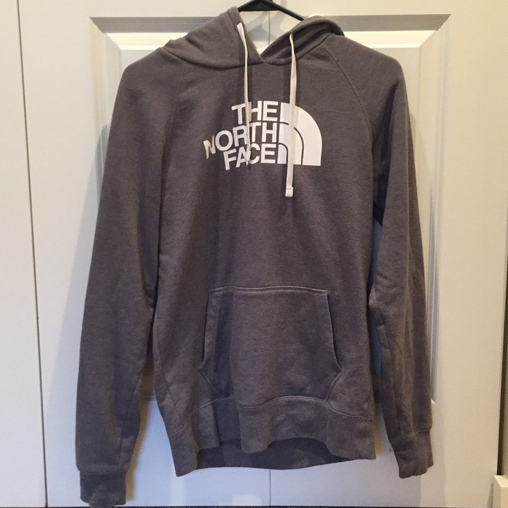Women's Northface hoodie
